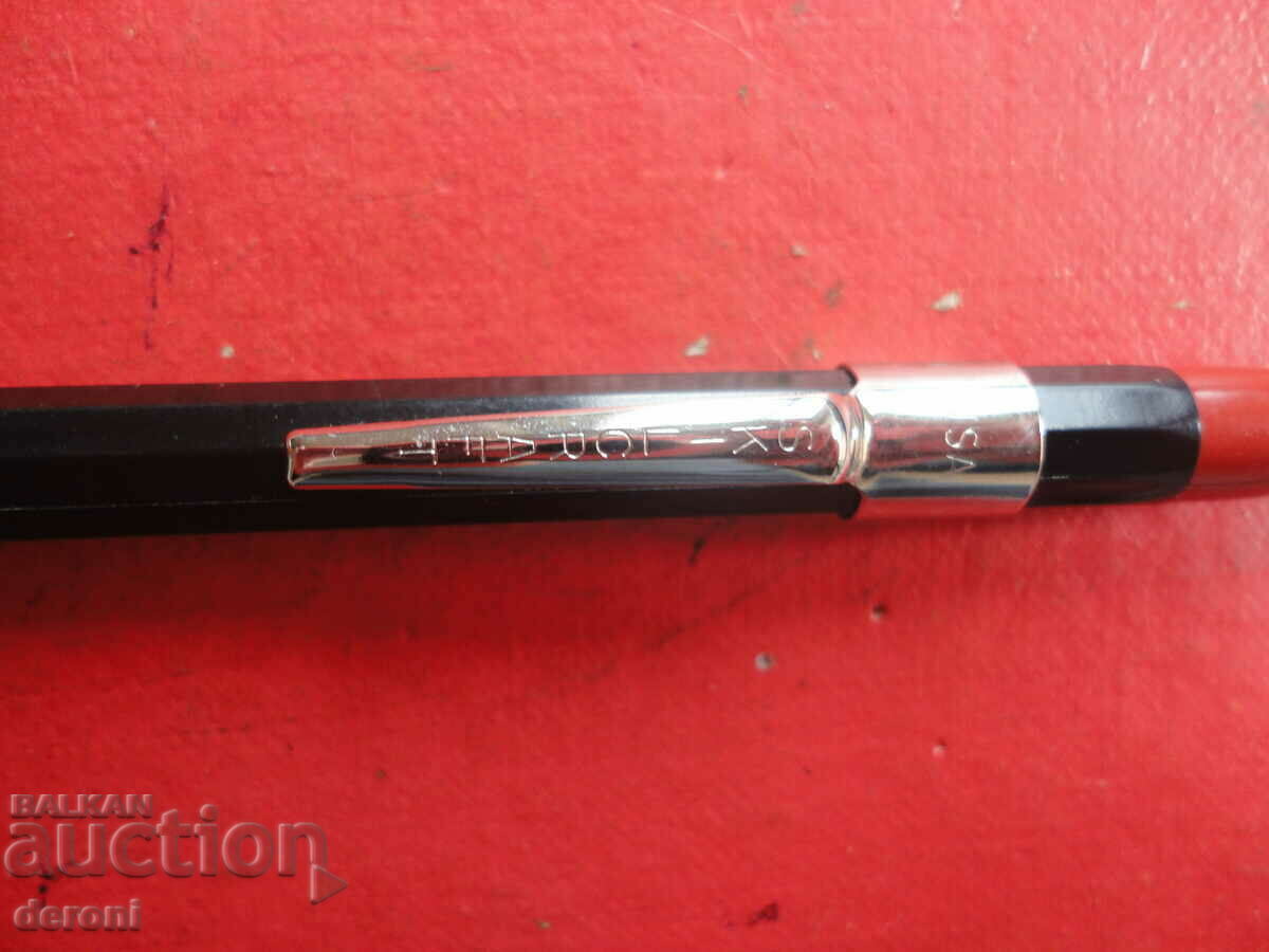 Двуцветен американски механичен молив с цена 15.00 лв. | € 7.67 Двуцветен американски механичен молив с цена 15.00 лв. | € 7.67