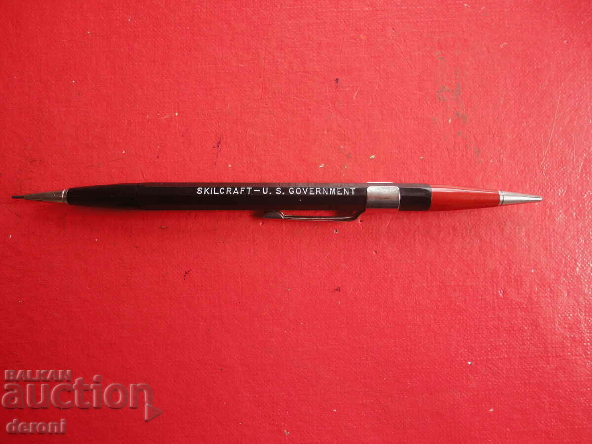 Аукцион Двуцветен американски механичен молив Аукцион Двуцветен американски механичен молив