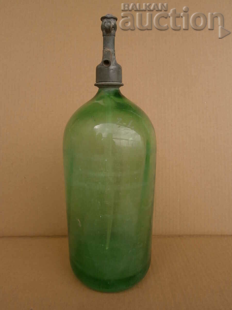 Auction colorful royal siphon soda bottle interior decor Auction colorful royal siphon soda bottle interior decor