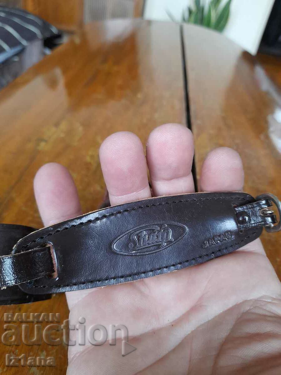 Old case, earphone case with price 22.00 BGN | € 11.25