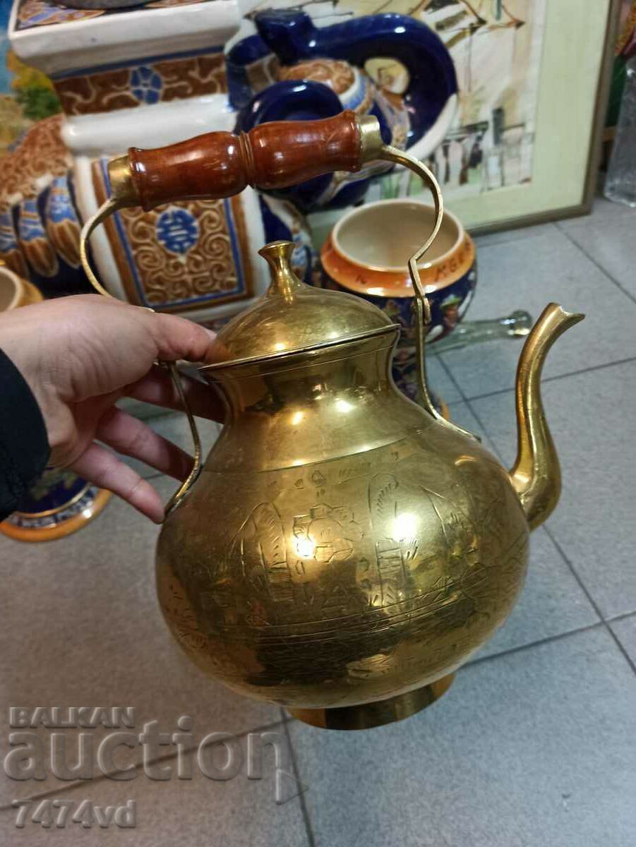 Auction MASSIVE BRONZE KETTLE HANDMADE Auction MASSIVE BRONZE KETTLE HANDMADE