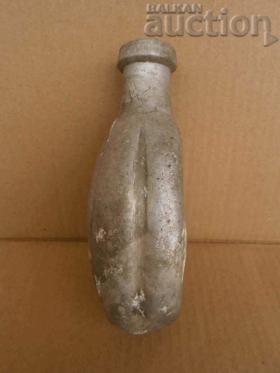 Auction 1909 Germany SCHOLTZ WW1 WWI Officer's Aluminum Flask Auction 1909 Germany SCHOLTZ WW1 WWI Officer's Aluminum Flask