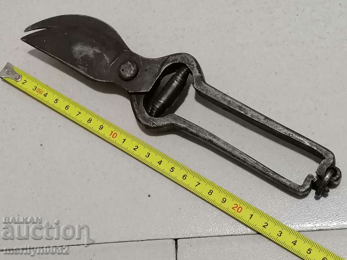 Old forged vine shears stamp knife wrought iron shears - 7