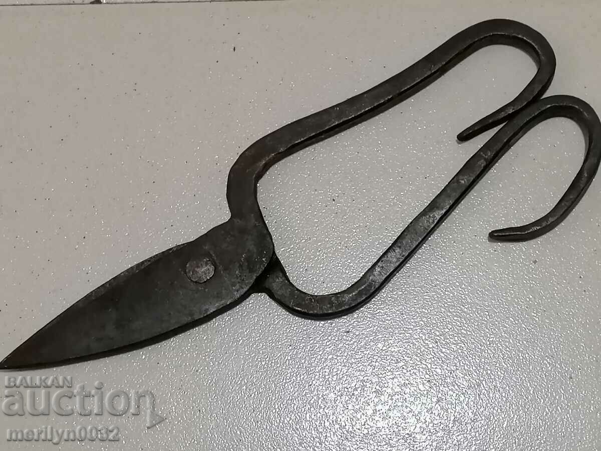 Old forged sheet metal scissors knife wrought iron scissors - 7 Old forged sheet metal scissors knife wrought iron scissors - 7