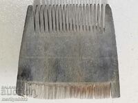 Pieptene din corn de bivol vechi de 160 de ani pentru mustața din păr uman