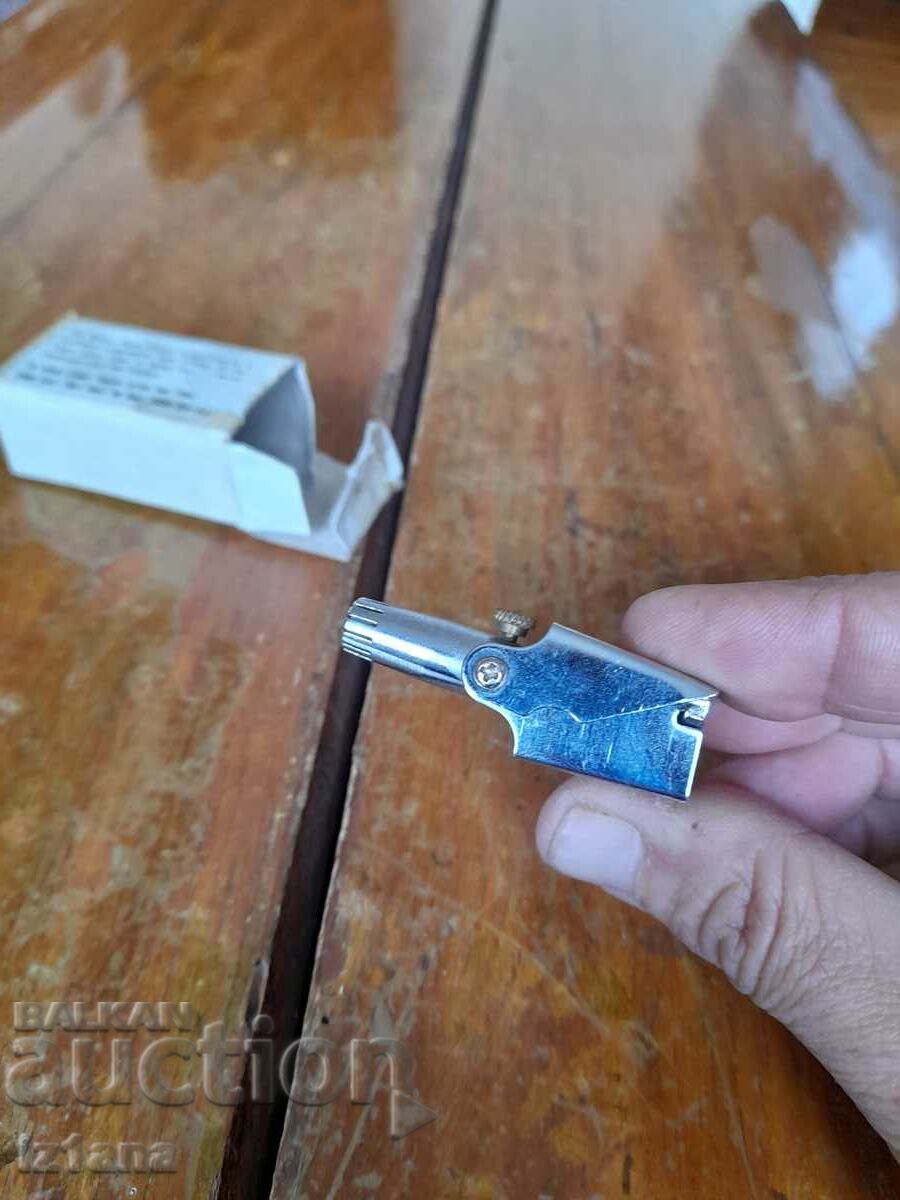 CHING ARNG old nose clipper - 7 CHING ARNG old nose clipper - 7