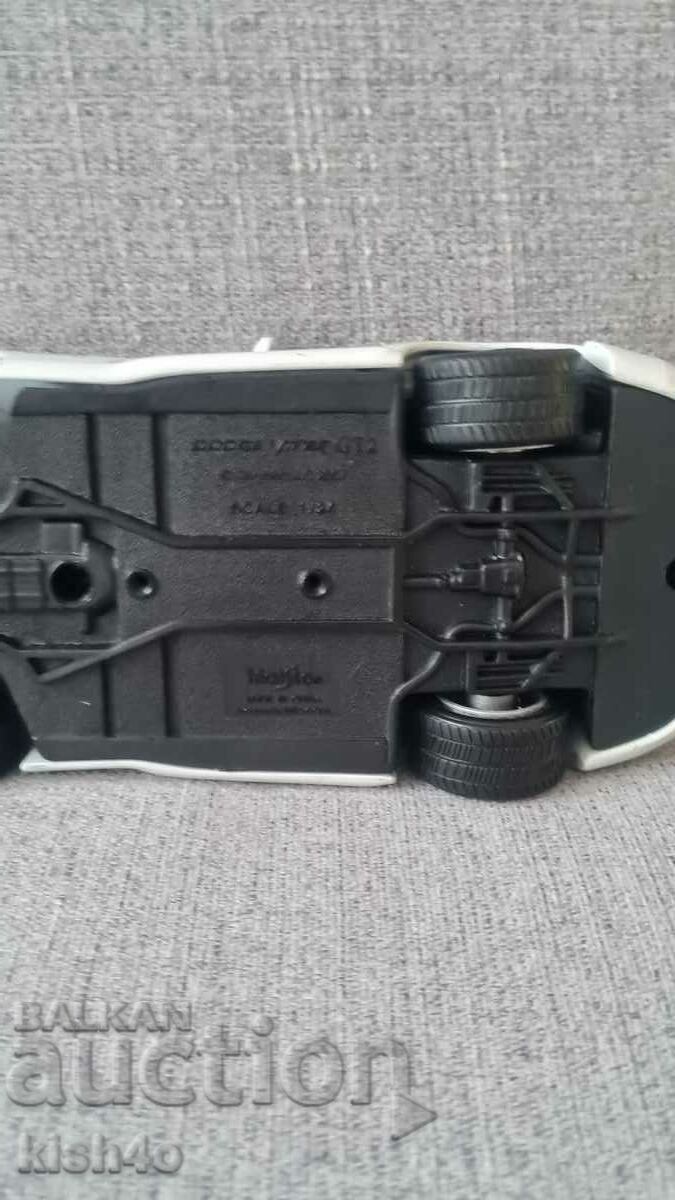 Auction Dodge VIPER stroller - Maisto Auction Dodge VIPER stroller - Maisto