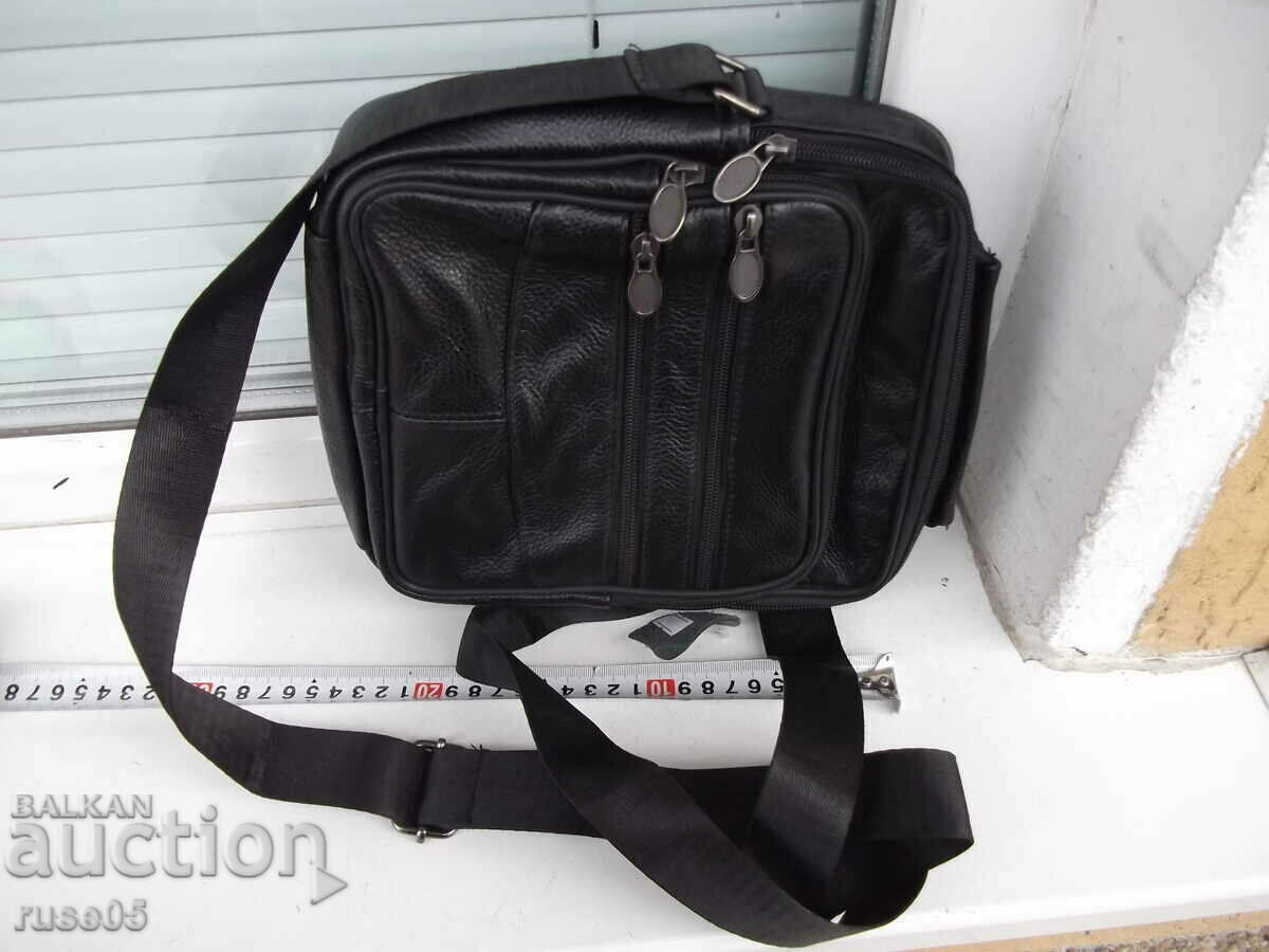 Auction  New shoulder bag for men