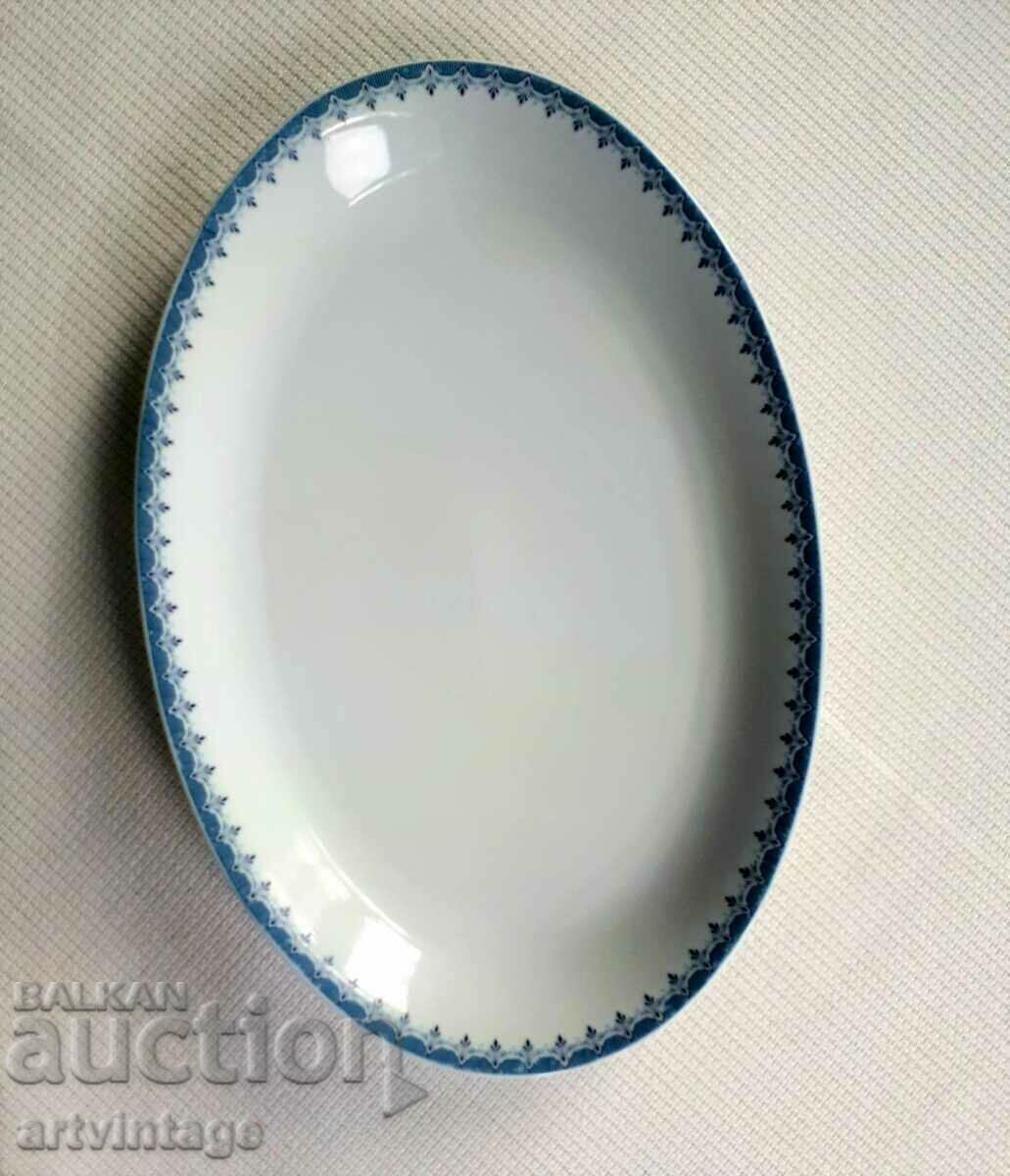 Oval plate with blue edging