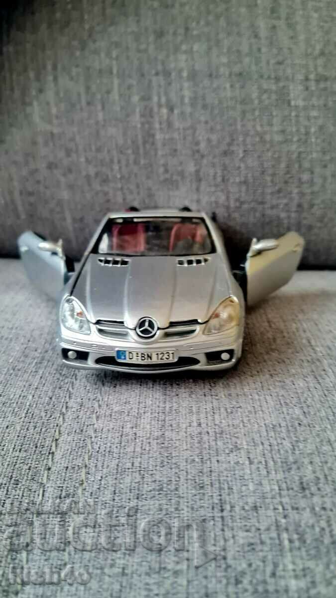 Stroller - Mercedes-Benz SLK 55 AMG Motor Max with price 25.00 BGN | € 12.78 Stroller - Mercedes-Benz SLK 55 AMG Motor Max with price 25.00 BGN | € 12.78