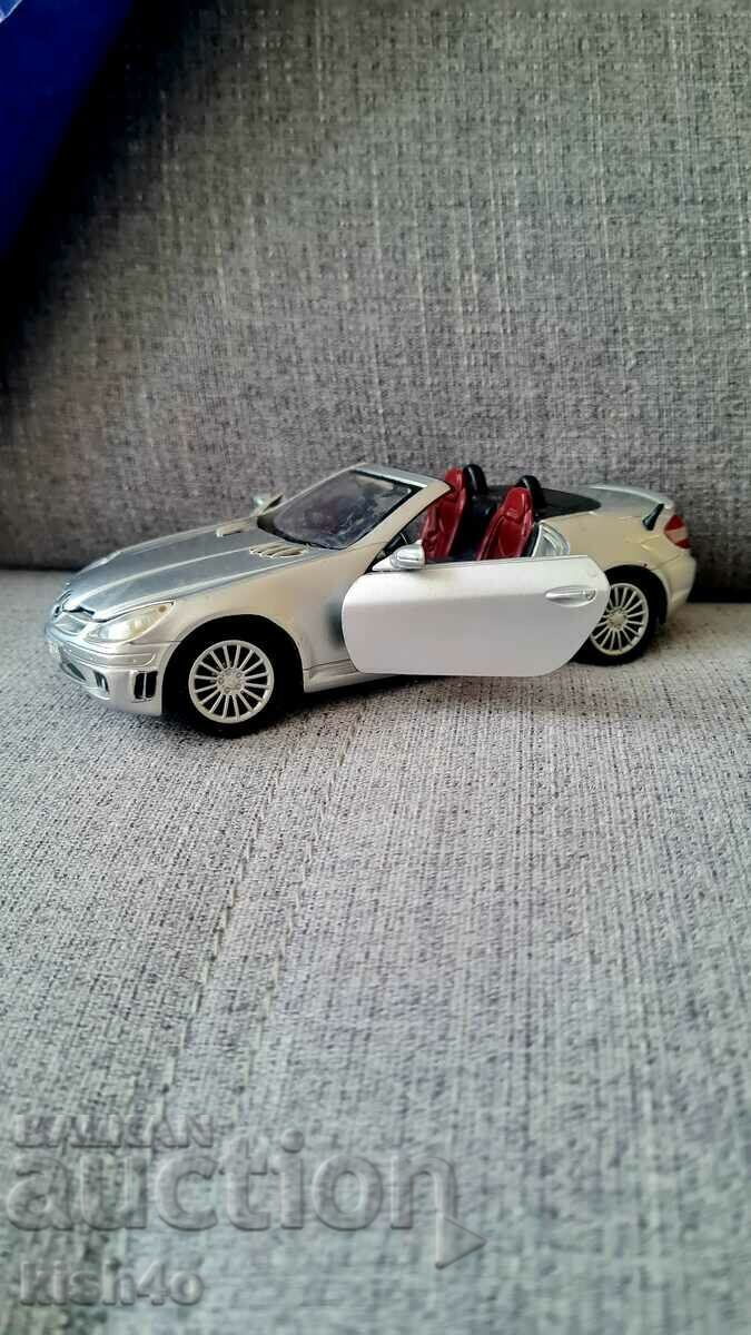 Auction Stroller - Mercedes-Benz SLK 55 AMG Motor Max Auction Stroller - Mercedes-Benz SLK 55 AMG Motor Max