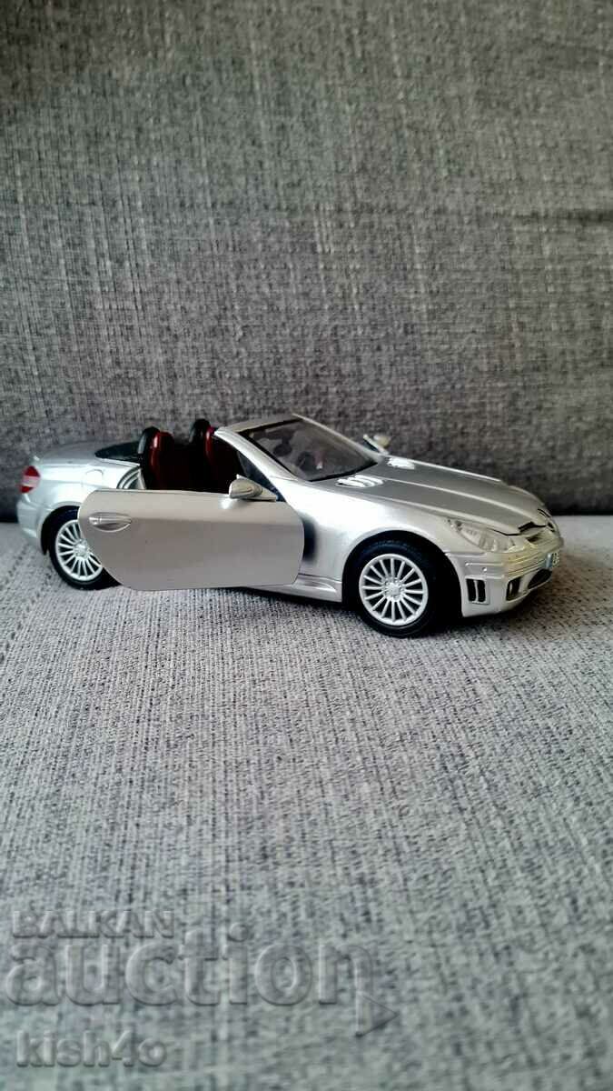 Delivery of Stroller - Mercedes-Benz SLK 55 AMG Motor Max Delivery of Stroller - Mercedes-Benz SLK 55 AMG Motor Max