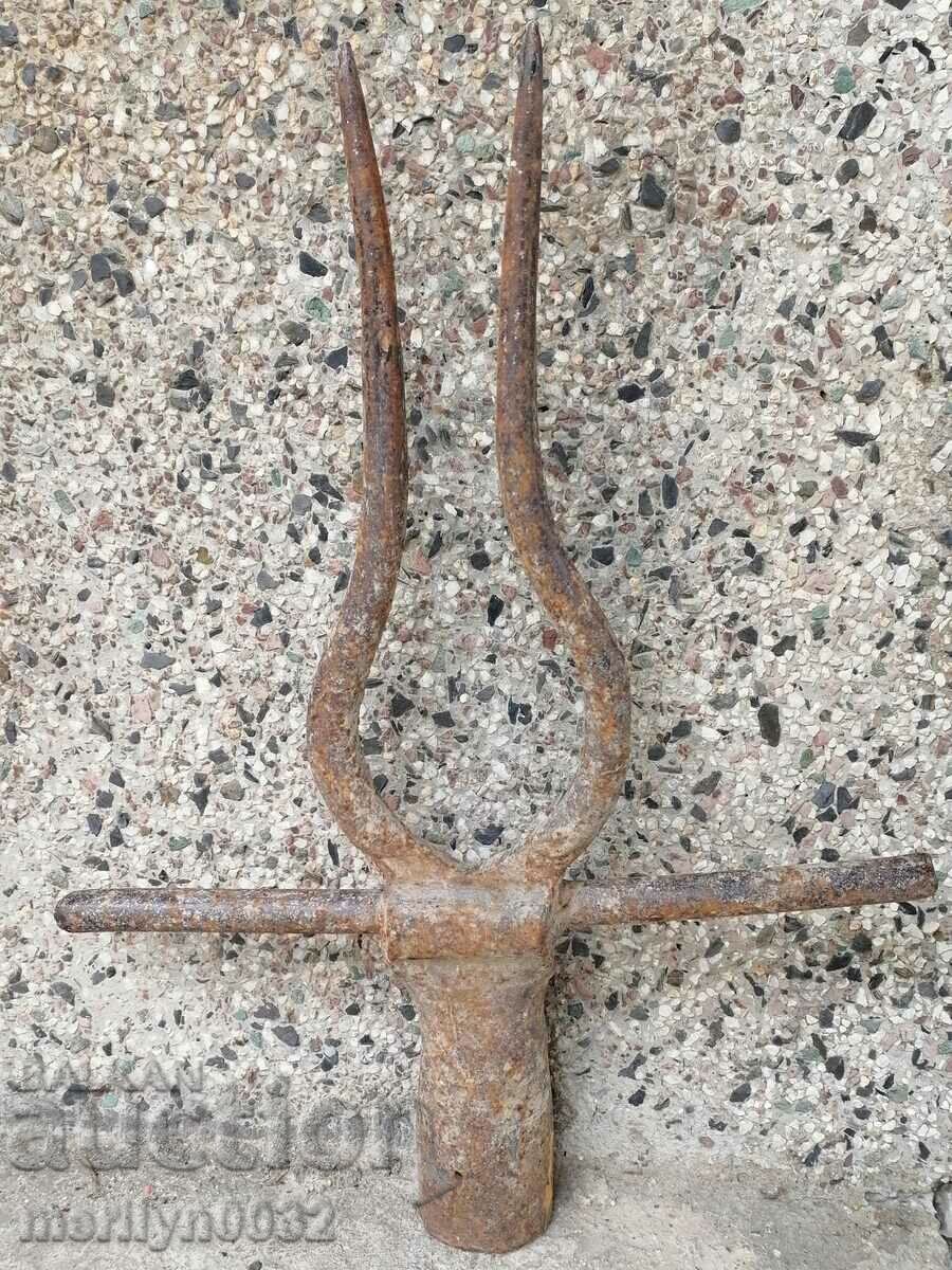 Auction Old twin forged, villa, wrought iron Auction Old twin forged, villa, wrought iron