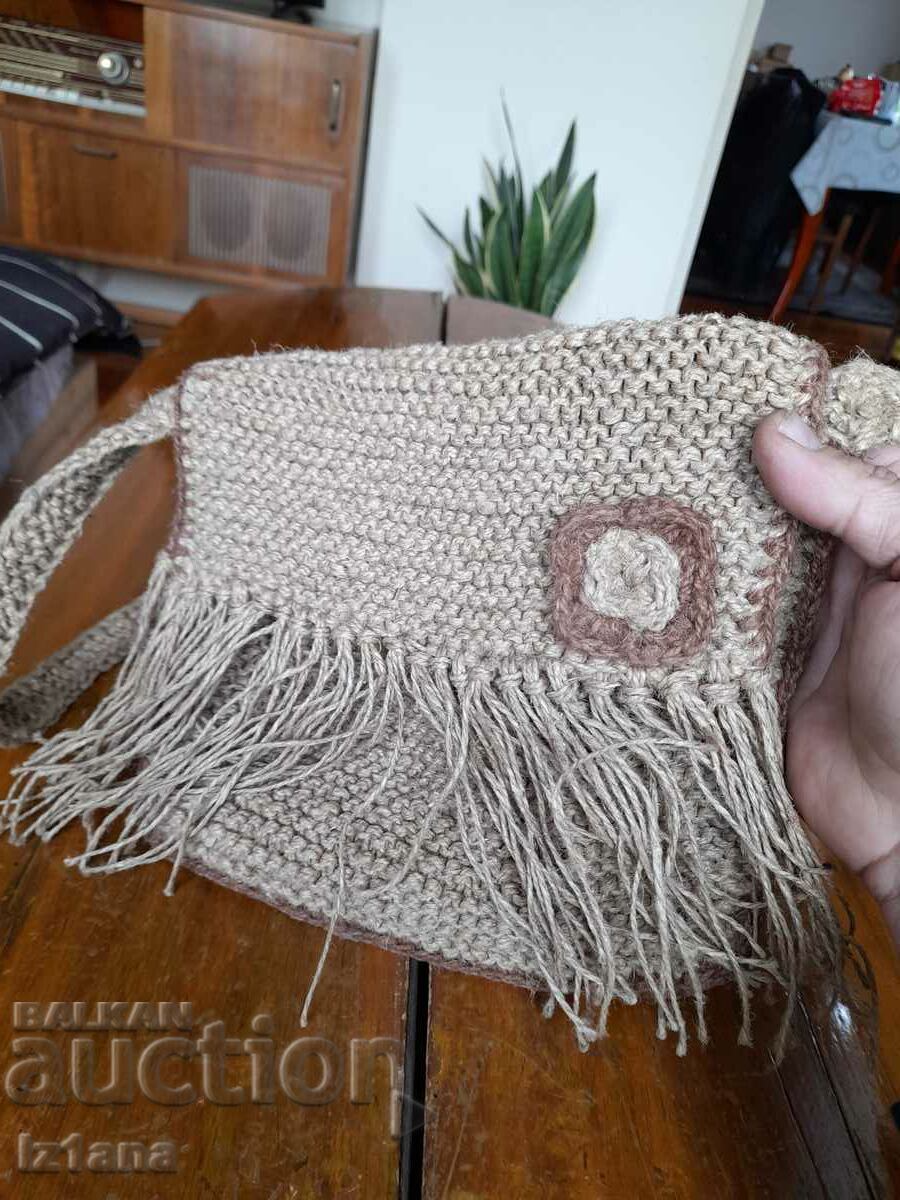 Old ladies' hemp, hemp bag with price 44.00 BGN | € 22.50 Old ladies' hemp, hemp bag with price 44.00 BGN | € 22.50