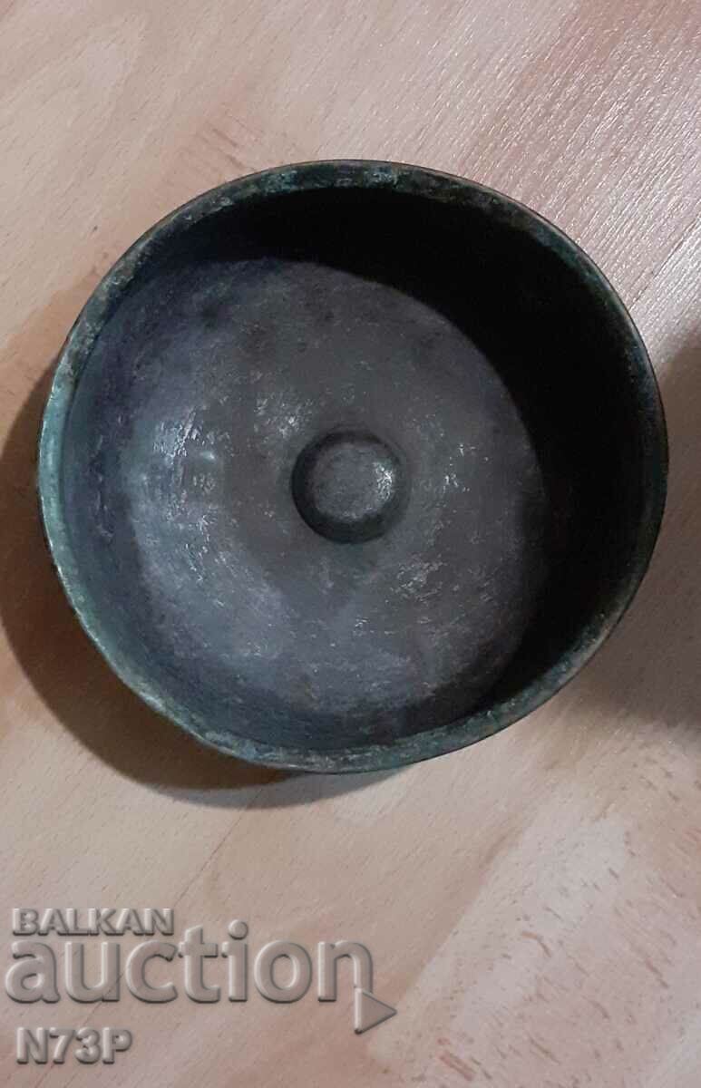 OLD COPPER POT. BATHROOM BASIN. - 5