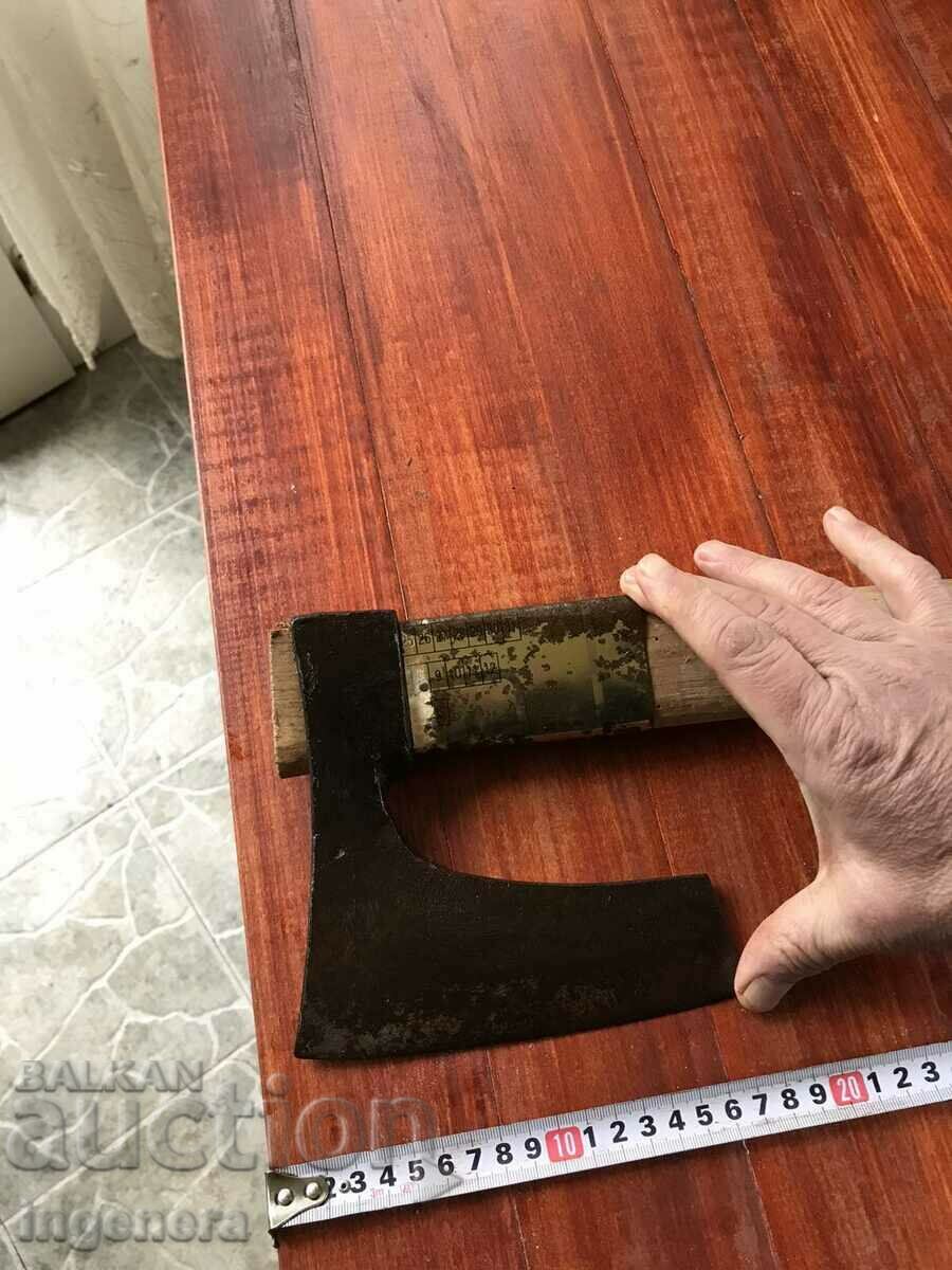 SPLITTING AX LARGE AX AX OLD TOOL-1550 GR - 7 SPLITTING AX LARGE AX AX OLD TOOL-1550 GR - 7