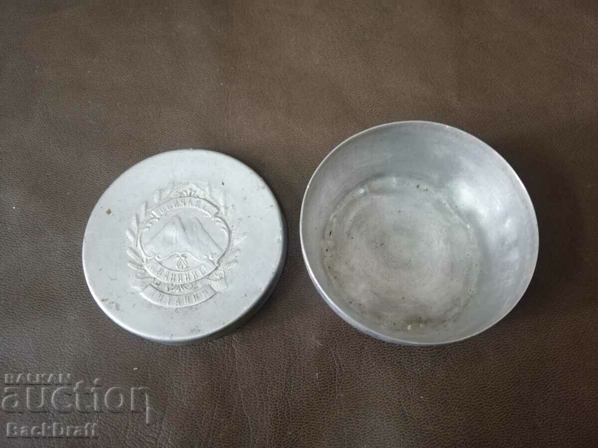 RARE OLD ROYAL ALUMINUM BOX TOURISM TITANIA with price 119.00 BGN | € 60.84 RARE OLD ROYAL ALUMINUM BOX TOURISM TITANIA with price 119.00 BGN | € 60.84