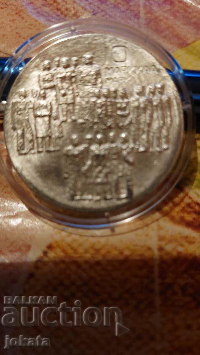 10 σημάδια από ασήμι 10 σημάδια από ασήμι