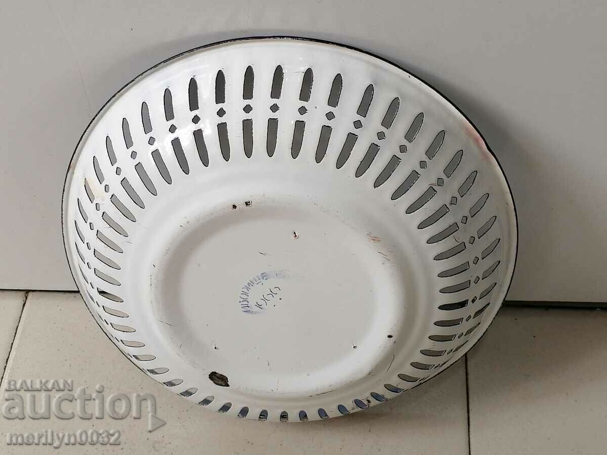 Old pan with enamel, fruit, enameled container - 5