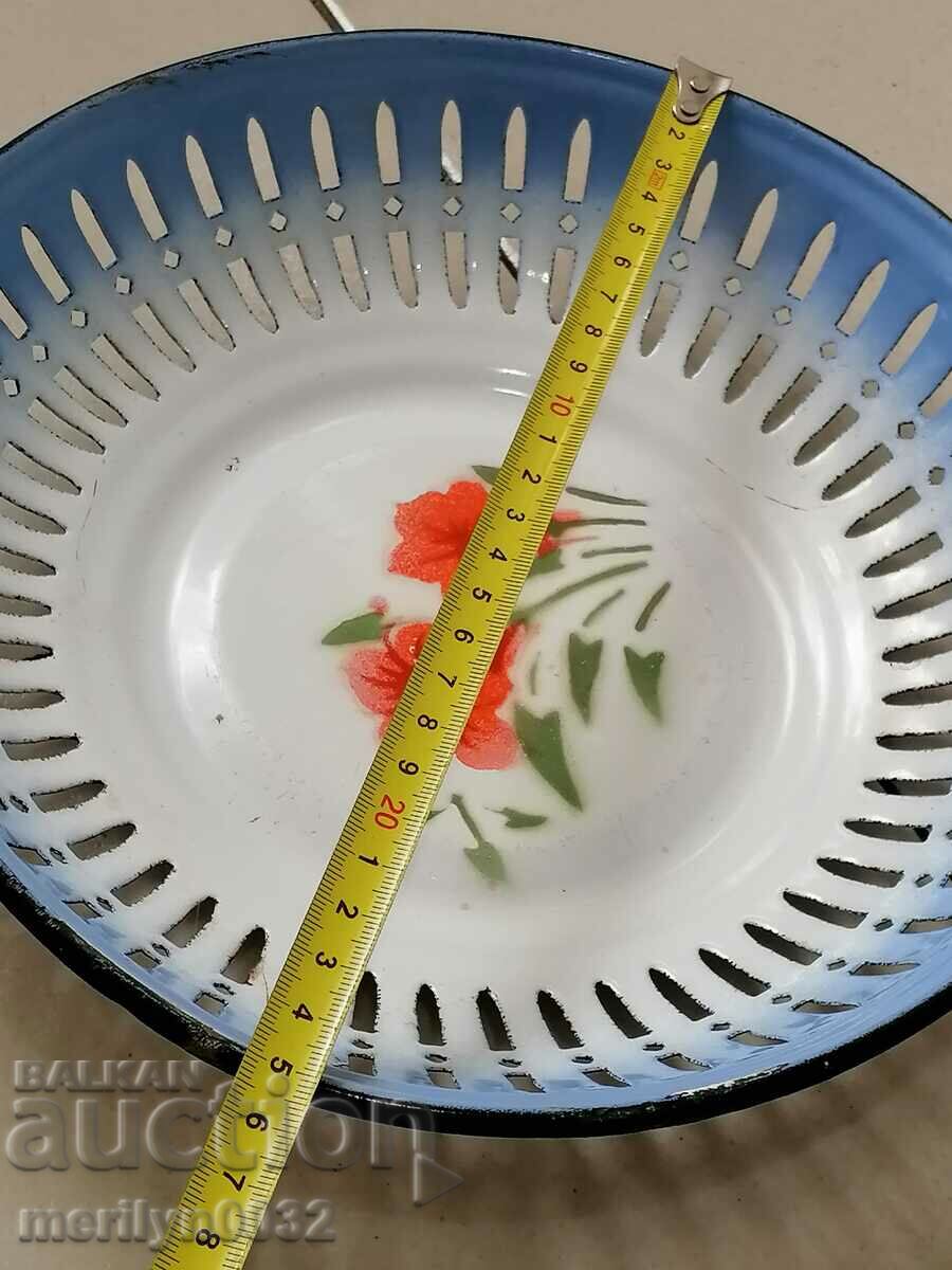 Delivery of Old pan with enamel, fruit, enameled container Delivery of Old pan with enamel, fruit, enameled container