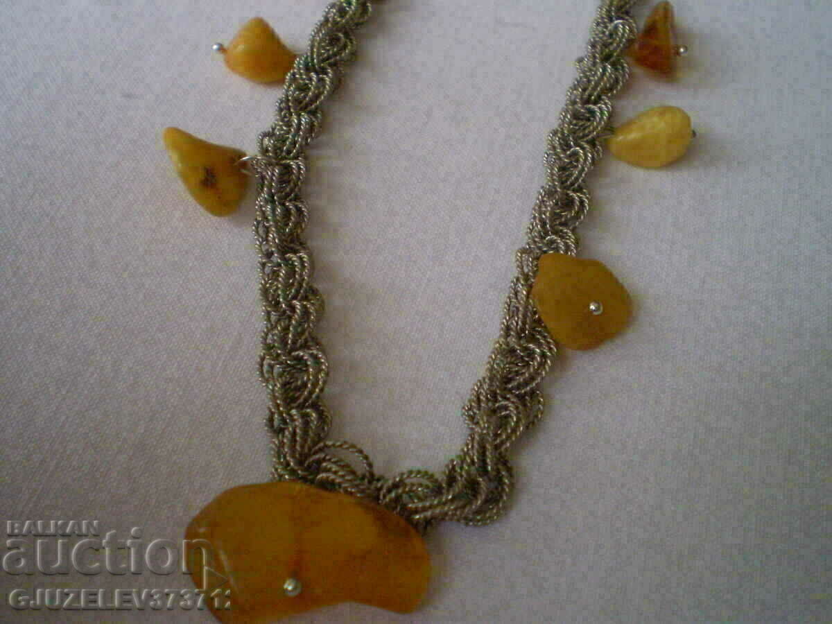 Auction vintage Natural Amber Women's Necklace Auction vintage Natural Amber Women's Necklace