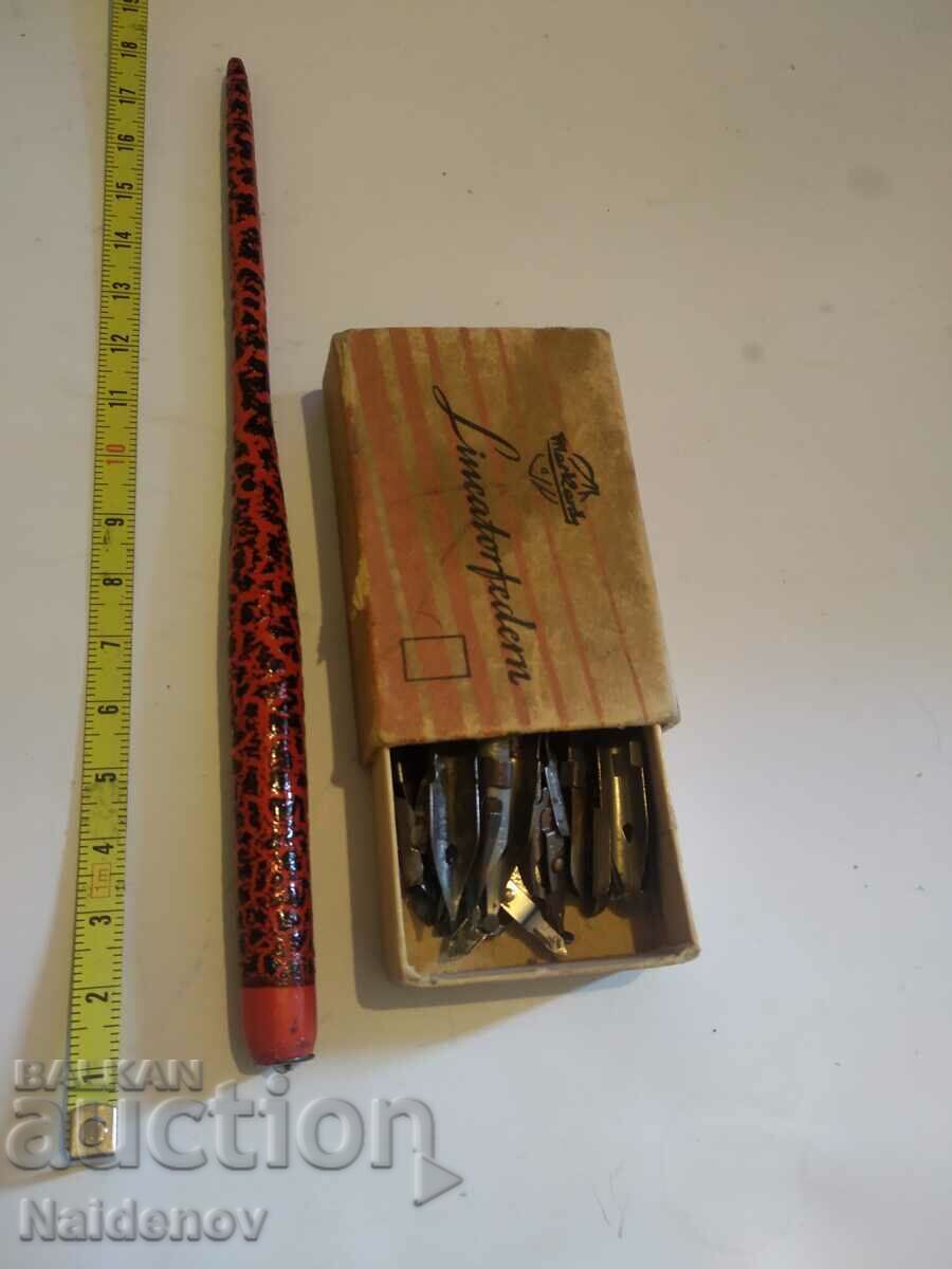 Лот писци и писалка за мастилница