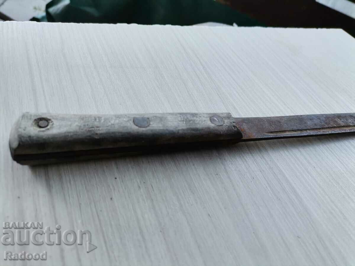 Delivery of Old shepherd's knife Delivery of Old shepherd's knife