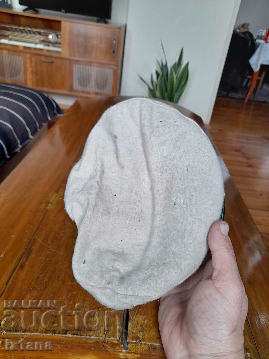 Delivery of Old military cap Delivery of Old military cap