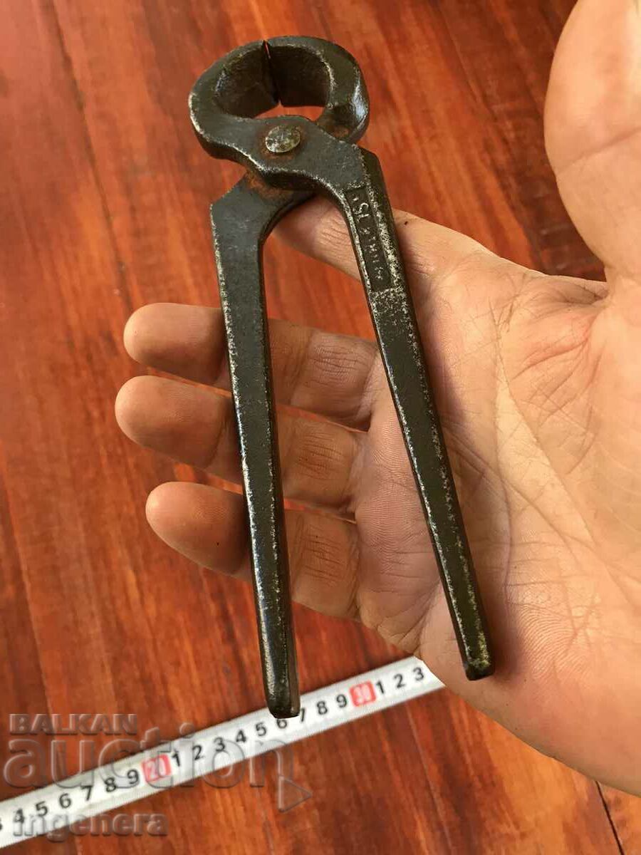 TILE PLIERS FORGED TOOL-MARKED - 5 TILE PLIERS FORGED TOOL-MARKED - 5