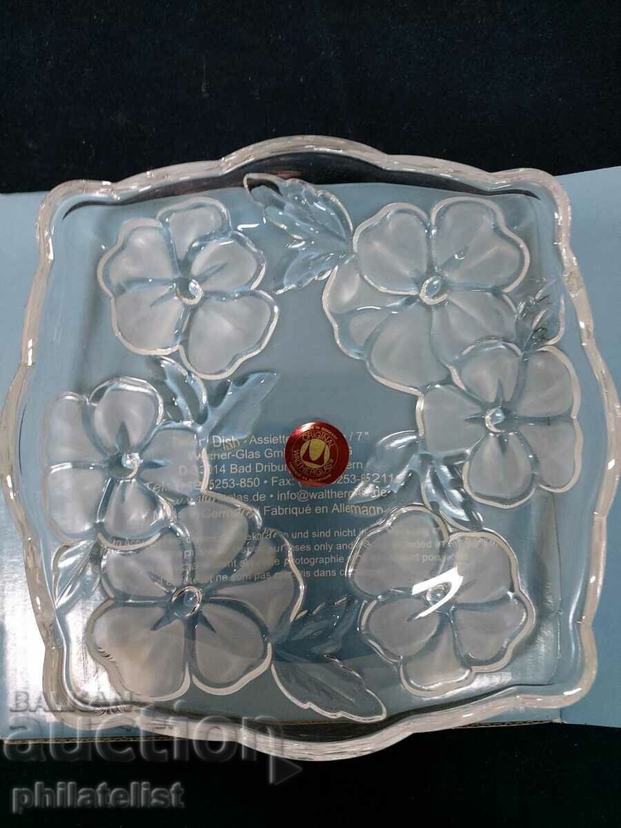 Walther Glas Flower Francis plate with price 14.00 BGN | € 7.16 Walther Glas Flower Francis plate with price 14.00 BGN | € 7.16