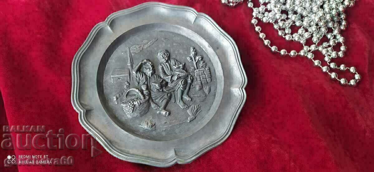 Metal, pewter engraved wall plate, "Grape" - 5 Metal, pewter engraved wall plate, "Grape" - 5