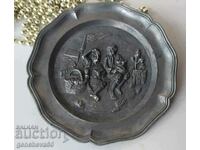 Metal, pewter engraved wall plate, "Grape"