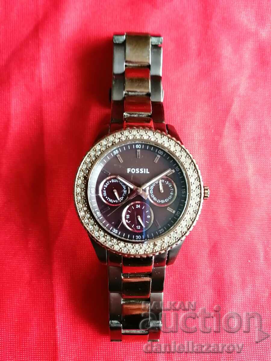 Large FOSSIL Women's Watch with price 130.00 BGN | € 66.47