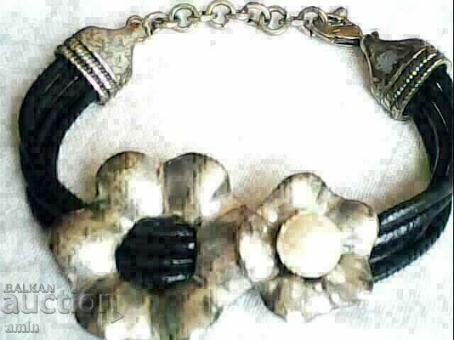 old leather bracelet silver plated and artificial pearl with price 20.00 BGN | € 10.23