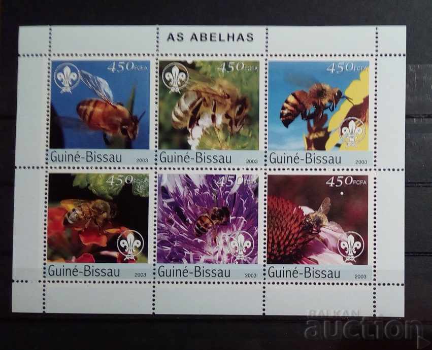 Guinea-Bissau 2003 Block Fauna / Animals / Bees / Scouts MNH