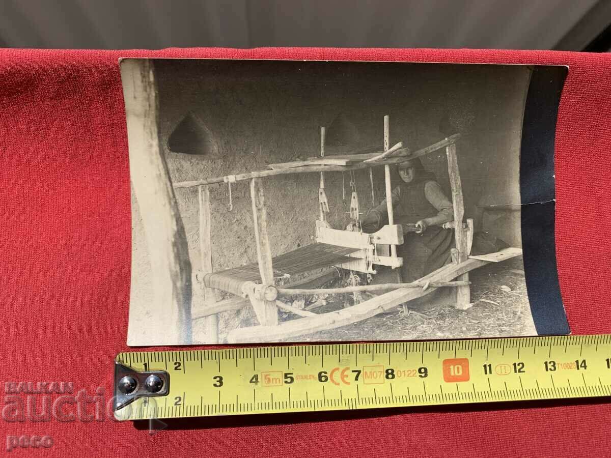 Weaver on a loom Bit and culture old photo - 6 Weaver on a loom Bit and culture old photo - 6