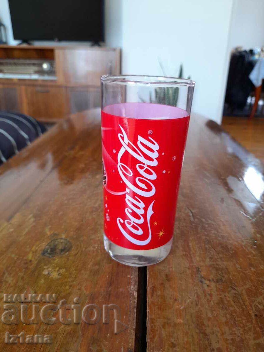 Pahar vechi de Coca Cola, Coca Cola