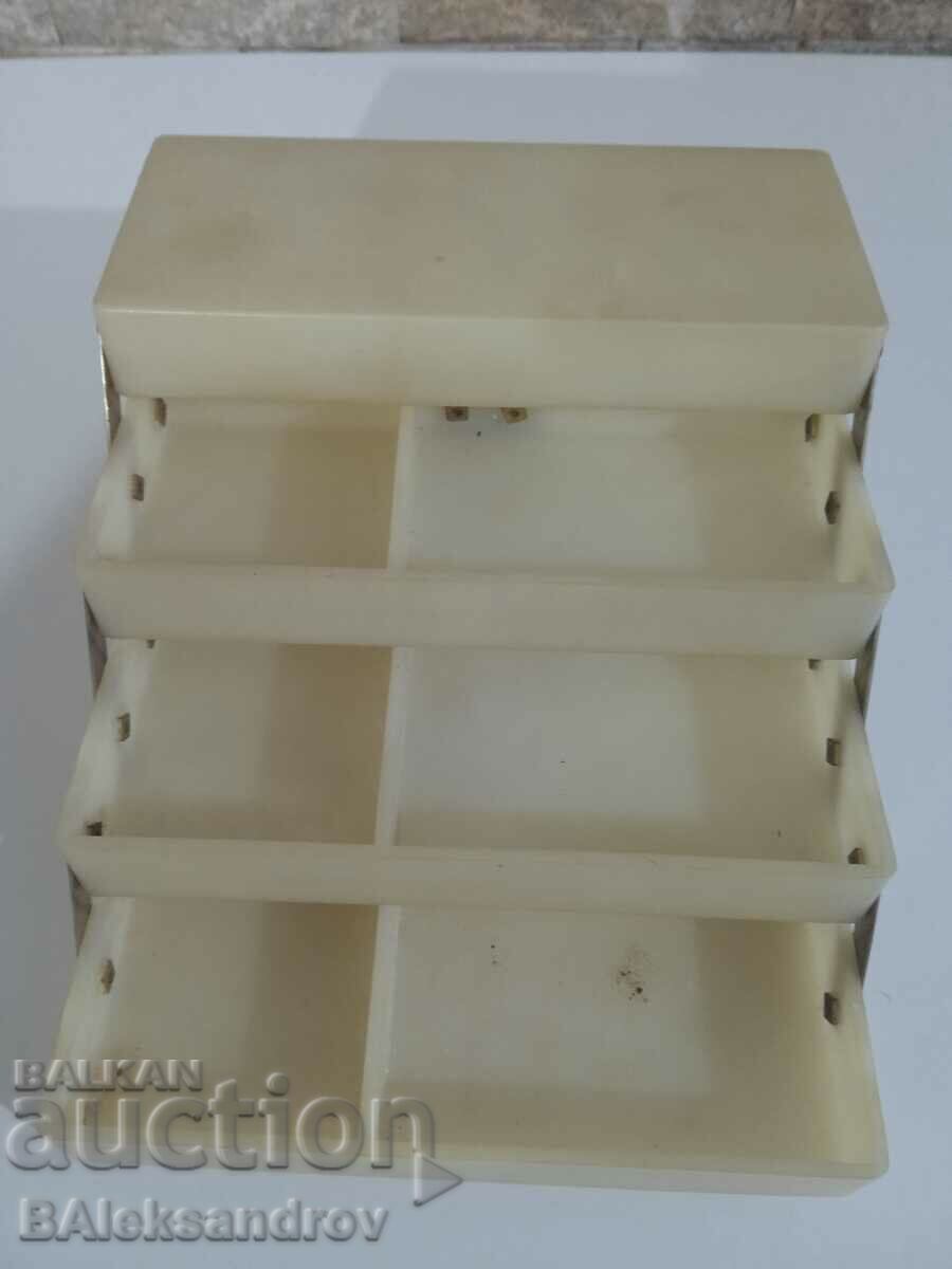 Παλιό κουτί ραπτικής - 5 Παλιό κουτί ραπτικής - 5