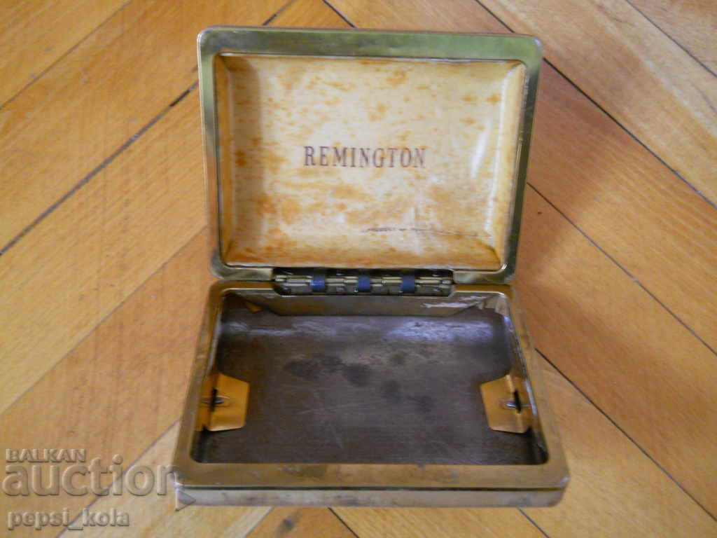стара кутия от самобръсначка "Remington"
