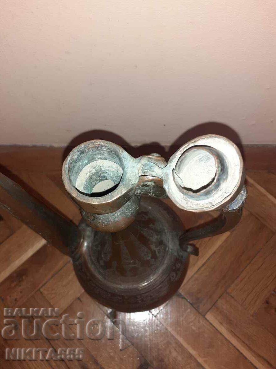 Аукцион Стар красив голям меден ибрик Аукцион Стар красив голям меден ибрик