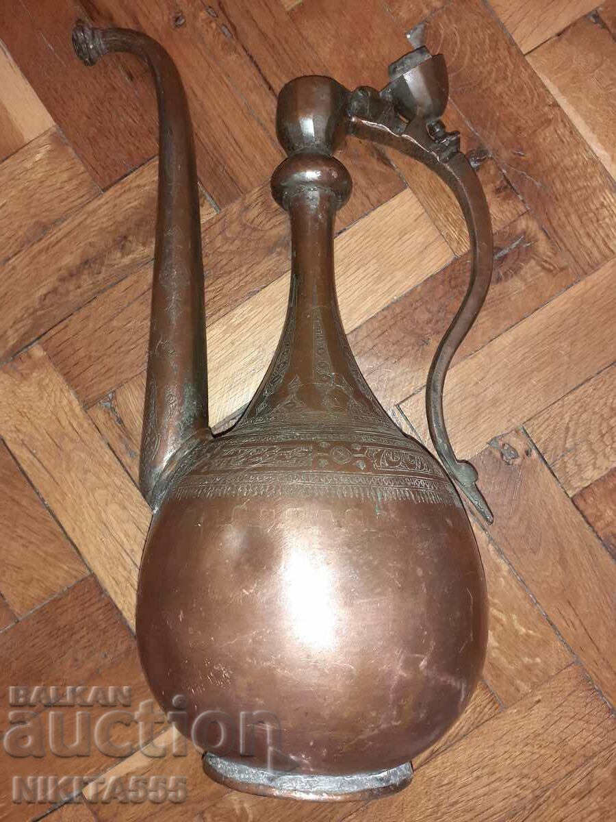 Доставка на Стар красив голям меден ибрик Доставка на Стар красив голям меден ибрик