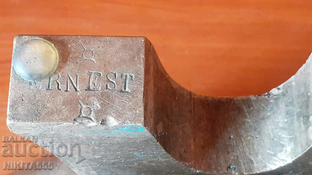 Delivery of An old bronze jeweler's anvil Delivery of An old bronze jeweler's anvil