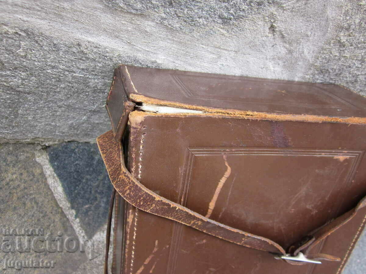 ZEISS IKON old German photographic leather bag box - 7 ZEISS IKON old German photographic leather bag box - 7