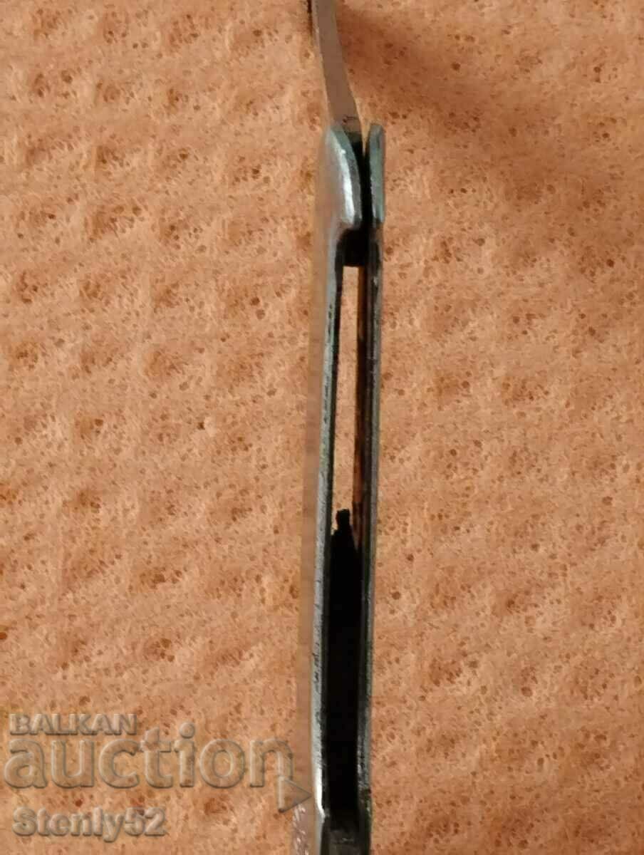 Delivery of Old Vinprom pocket knife from P. Denev factory Delivery of Old Vinprom pocket knife from P. Denev factory