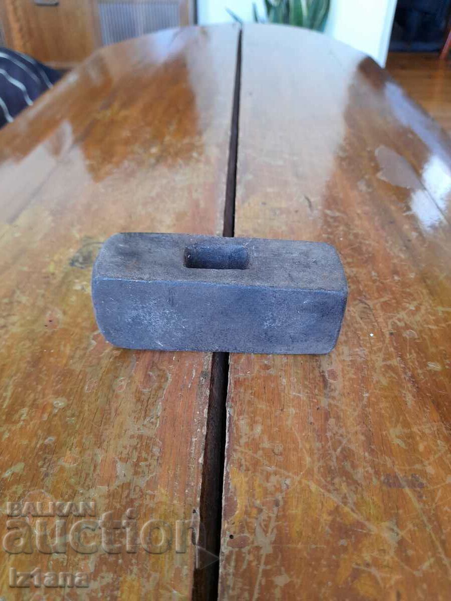 Old hammer, hammer Old hammer, hammer