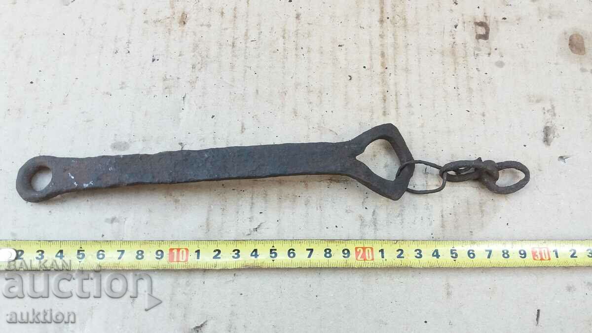 WROUGHT RENAISSANCE MANDALA, LOCK with price 2.99 BGN | € 1.53 WROUGHT RENAISSANCE MANDALA, LOCK with price 2.99 BGN | € 1.53