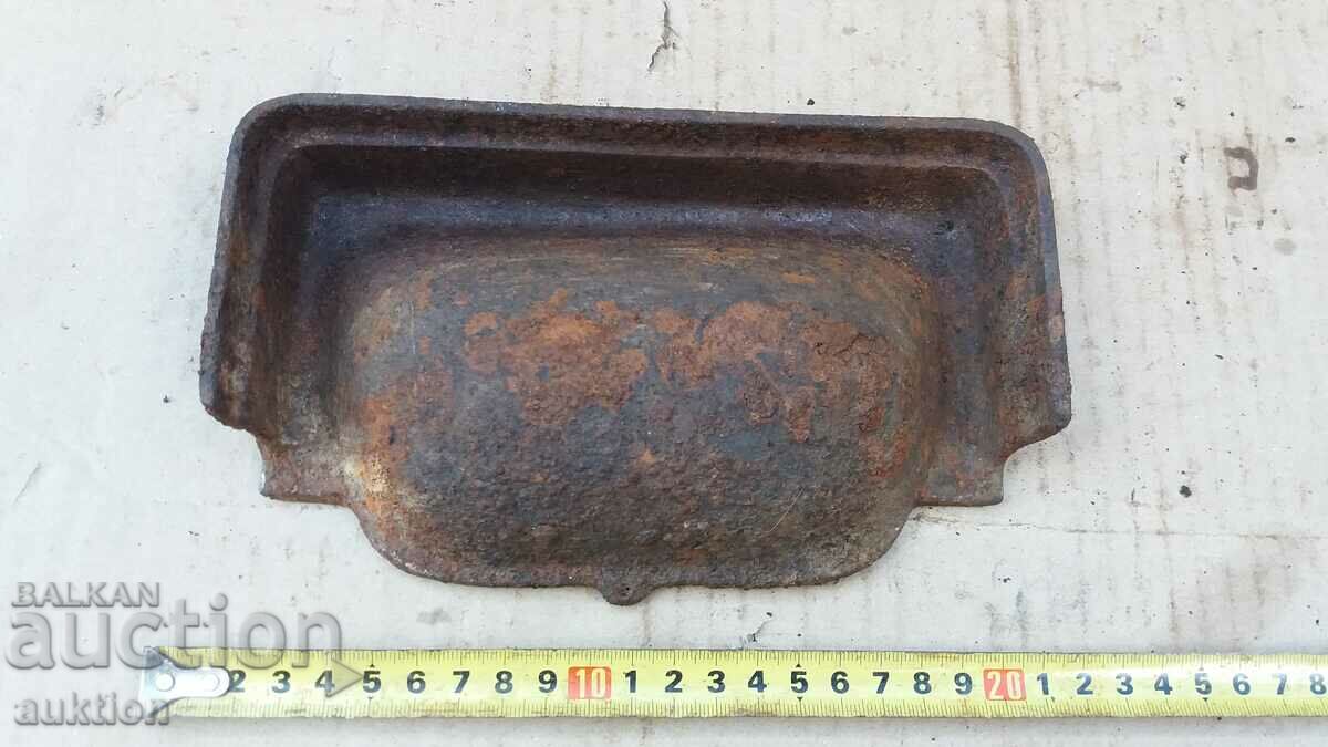OLD SOLID STOVE ASH TRAY - 6 OLD SOLID STOVE ASH TRAY - 6