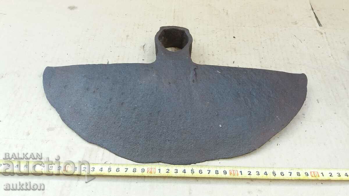 Delivery of FORGED HUGE RENAISSANCE HOE, SHOVEL