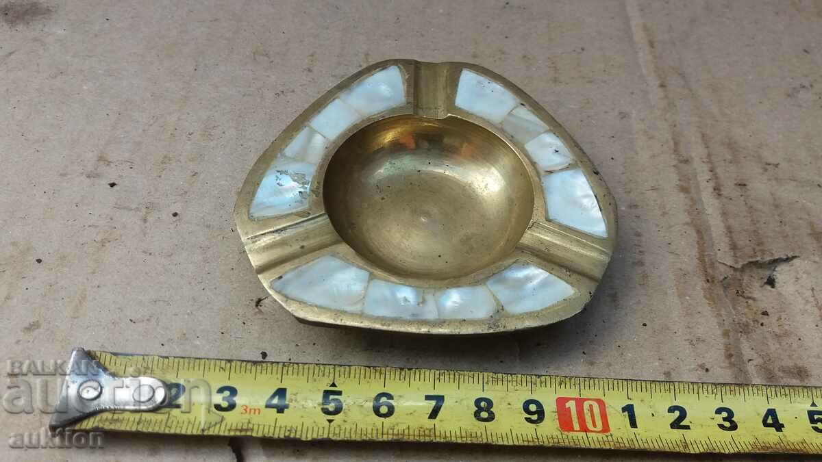 ΧΑΛΚΙΝΟ ΤΑΣΑΚΙ ΜΕ ΜΑΡΓΑΡΙΤΑΡΙ - 5 ΧΑΛΚΙΝΟ ΤΑΣΑΚΙ ΜΕ ΜΑΡΓΑΡΙΤΑΡΙ - 5