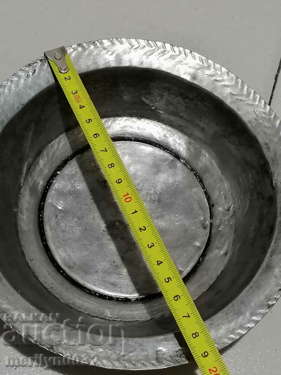 Delivery of Old copper sahan, baker, bowl, plate, tass Delivery of Old copper sahan, baker, bowl, plate, tass